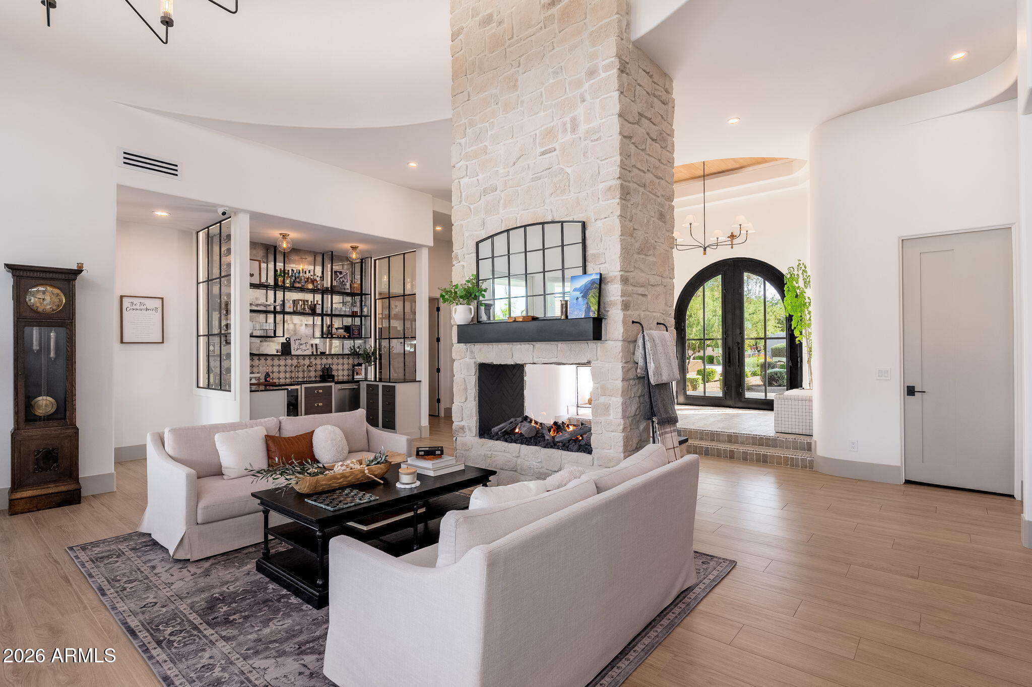 1225 E WARNER Road 15