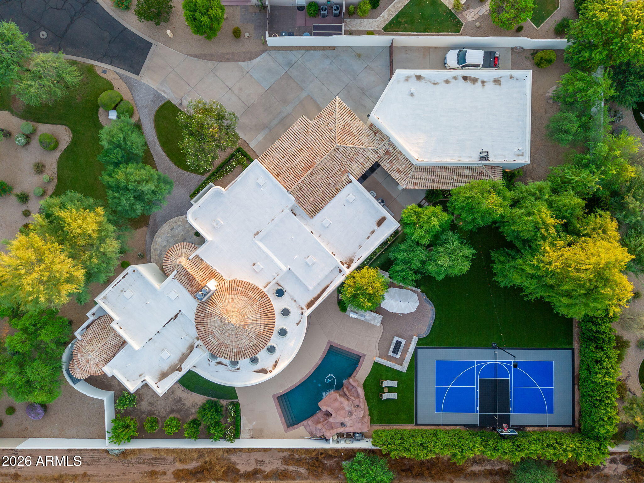 1225 E WARNER Road 15