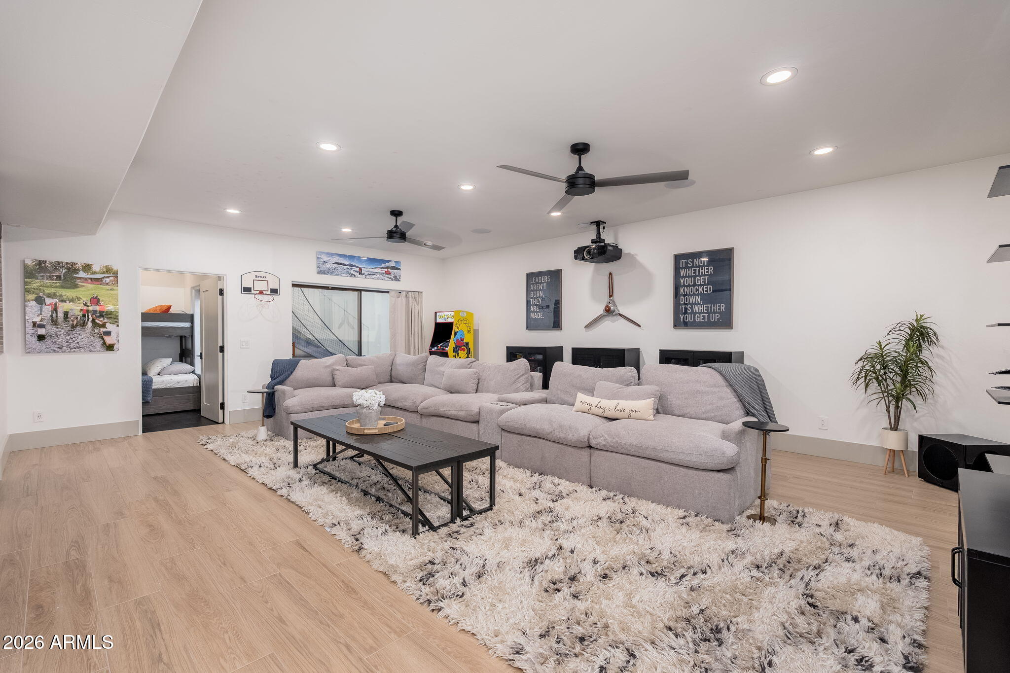 1225 E WARNER Road 15