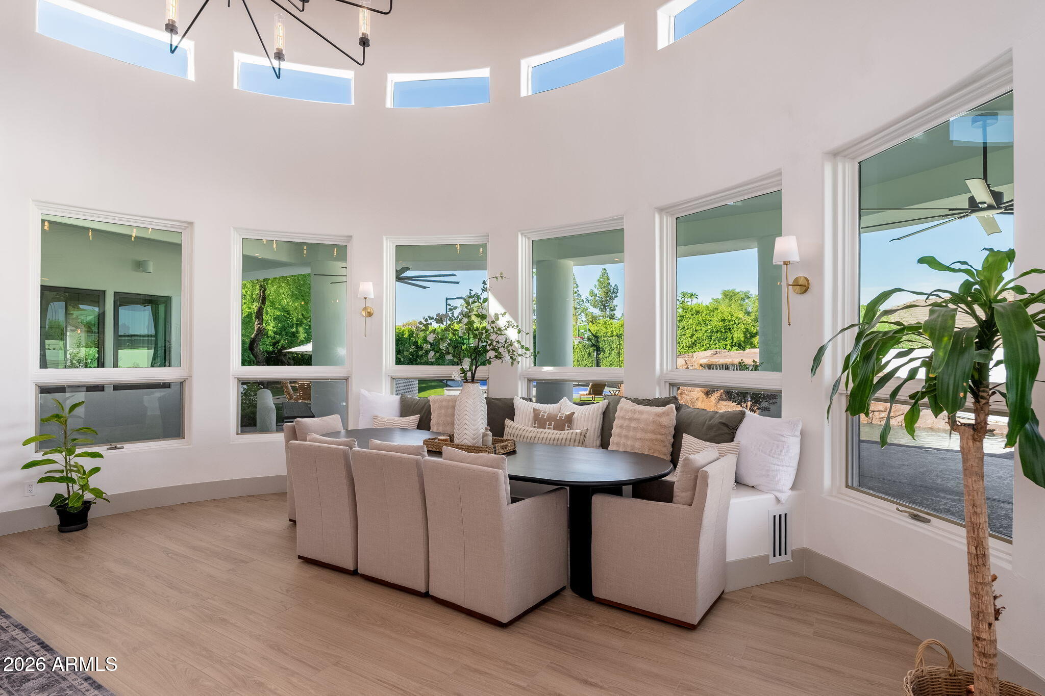 1225 E WARNER Road 15