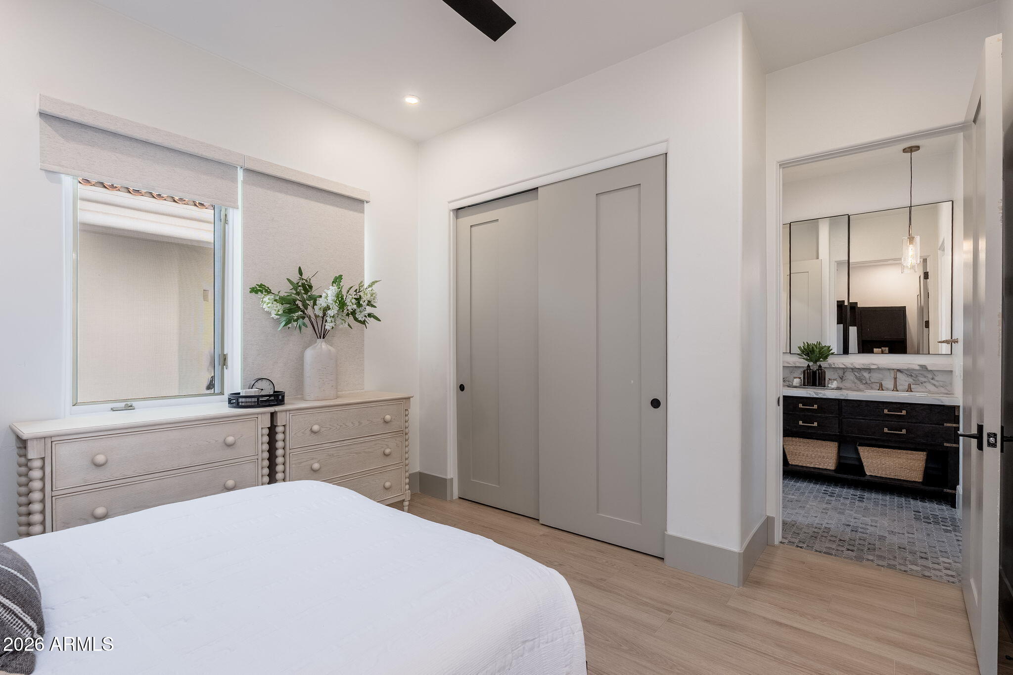 1225 E WARNER Road 15