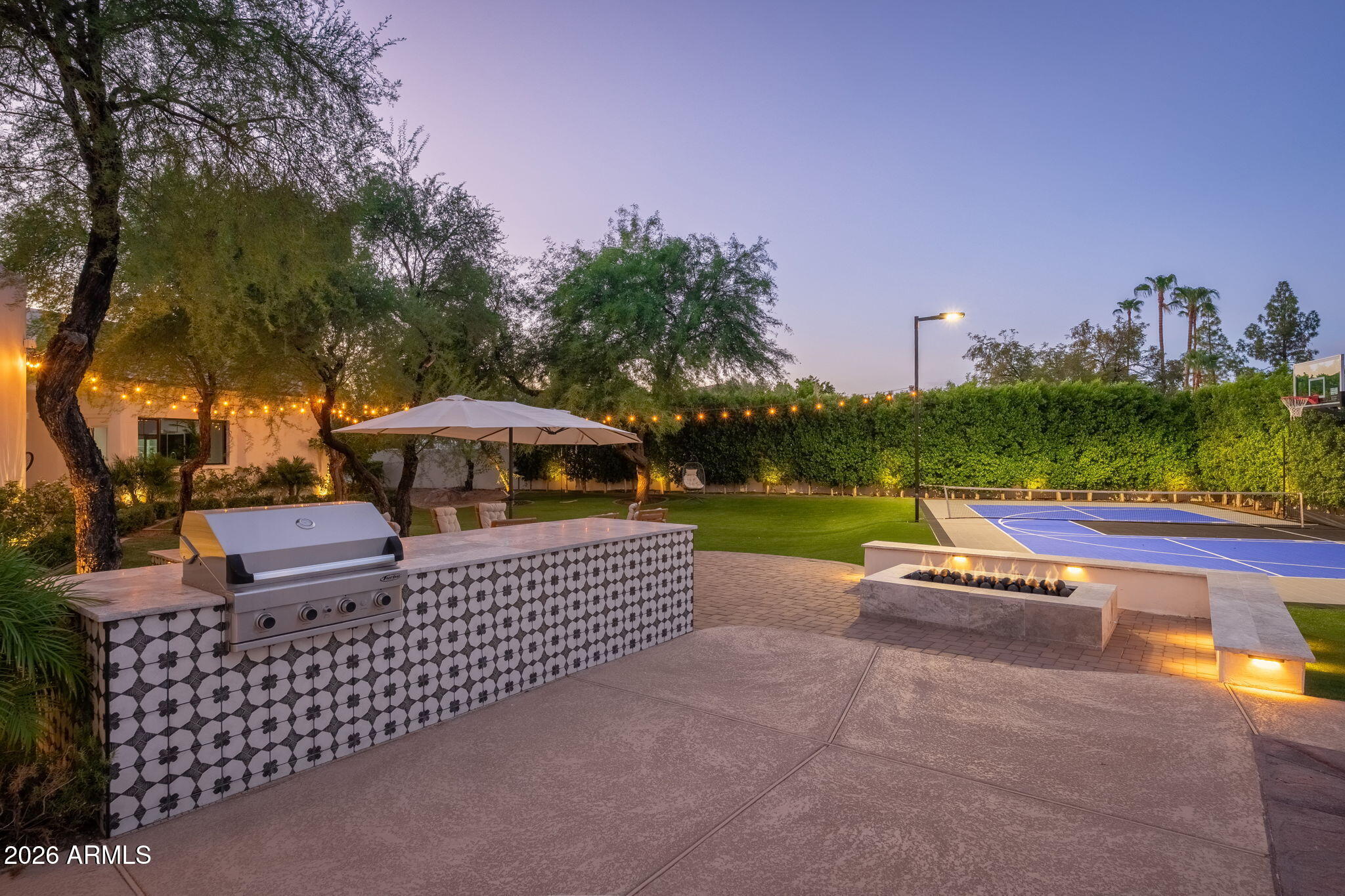 1225 E WARNER Road 15