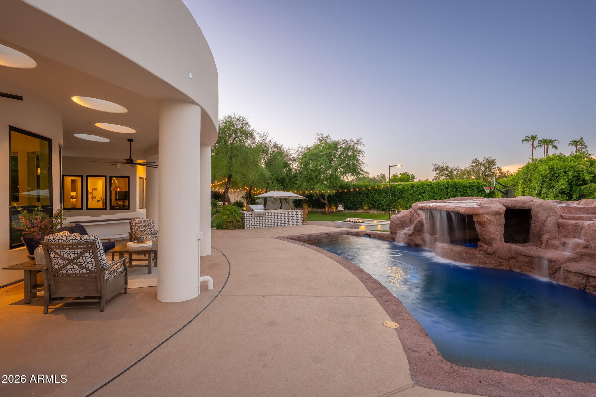 1225 E WARNER Road 15