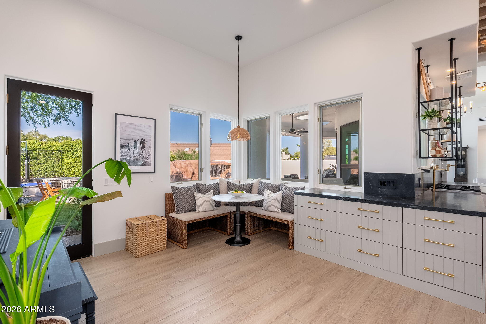 1225 E WARNER Road 15