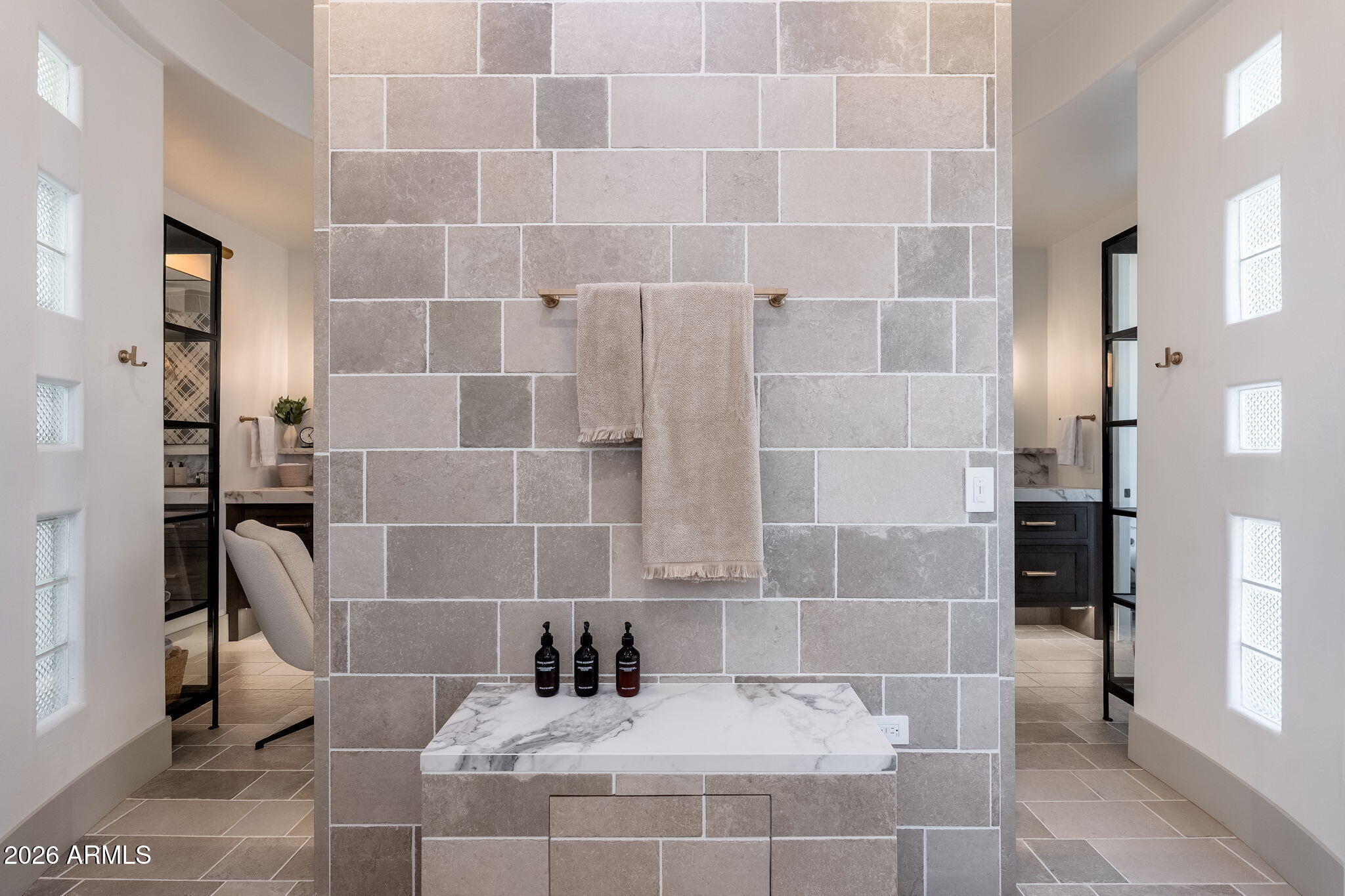 1225 E WARNER Road 15