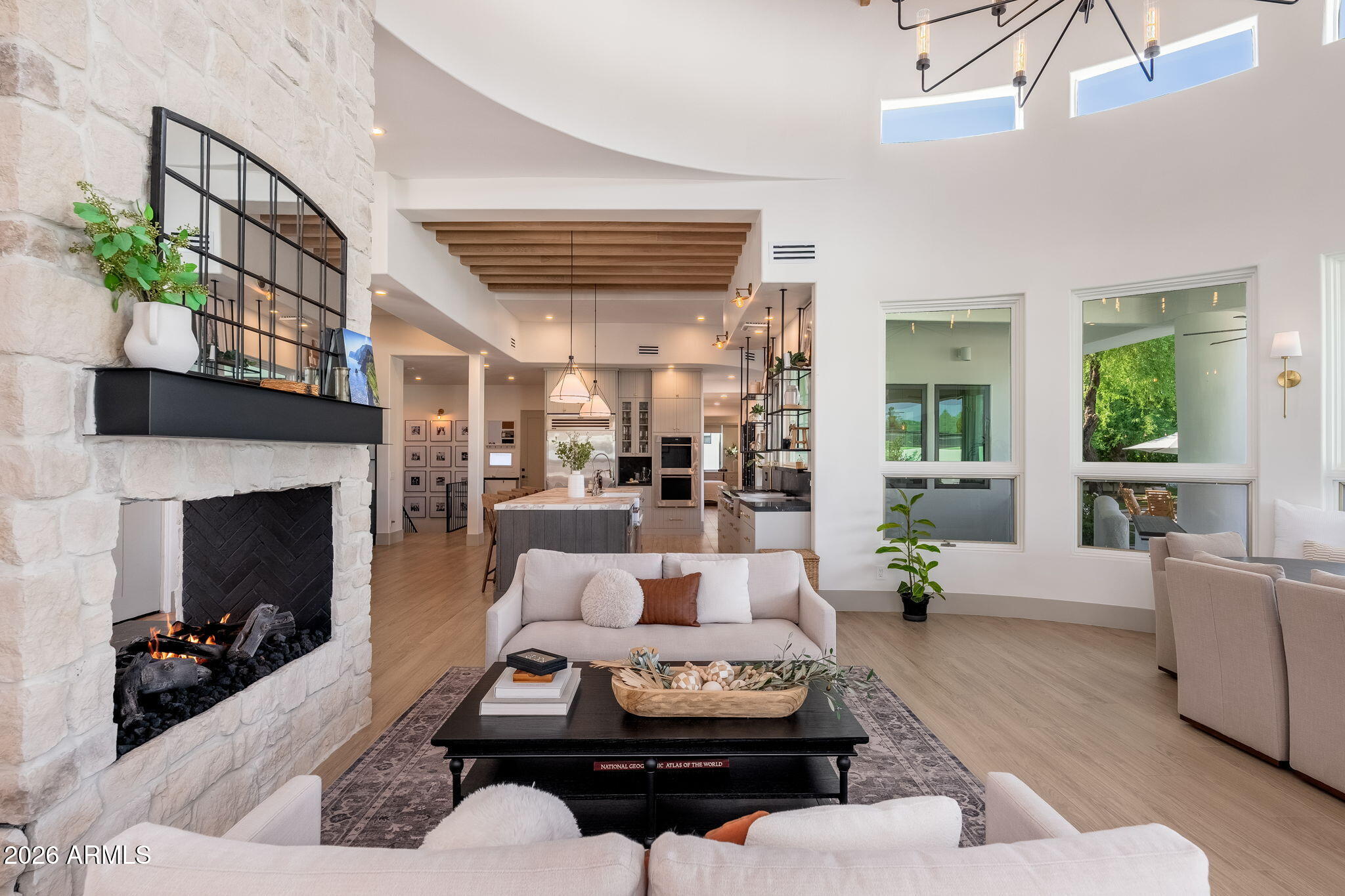 1225 E WARNER Road 15
