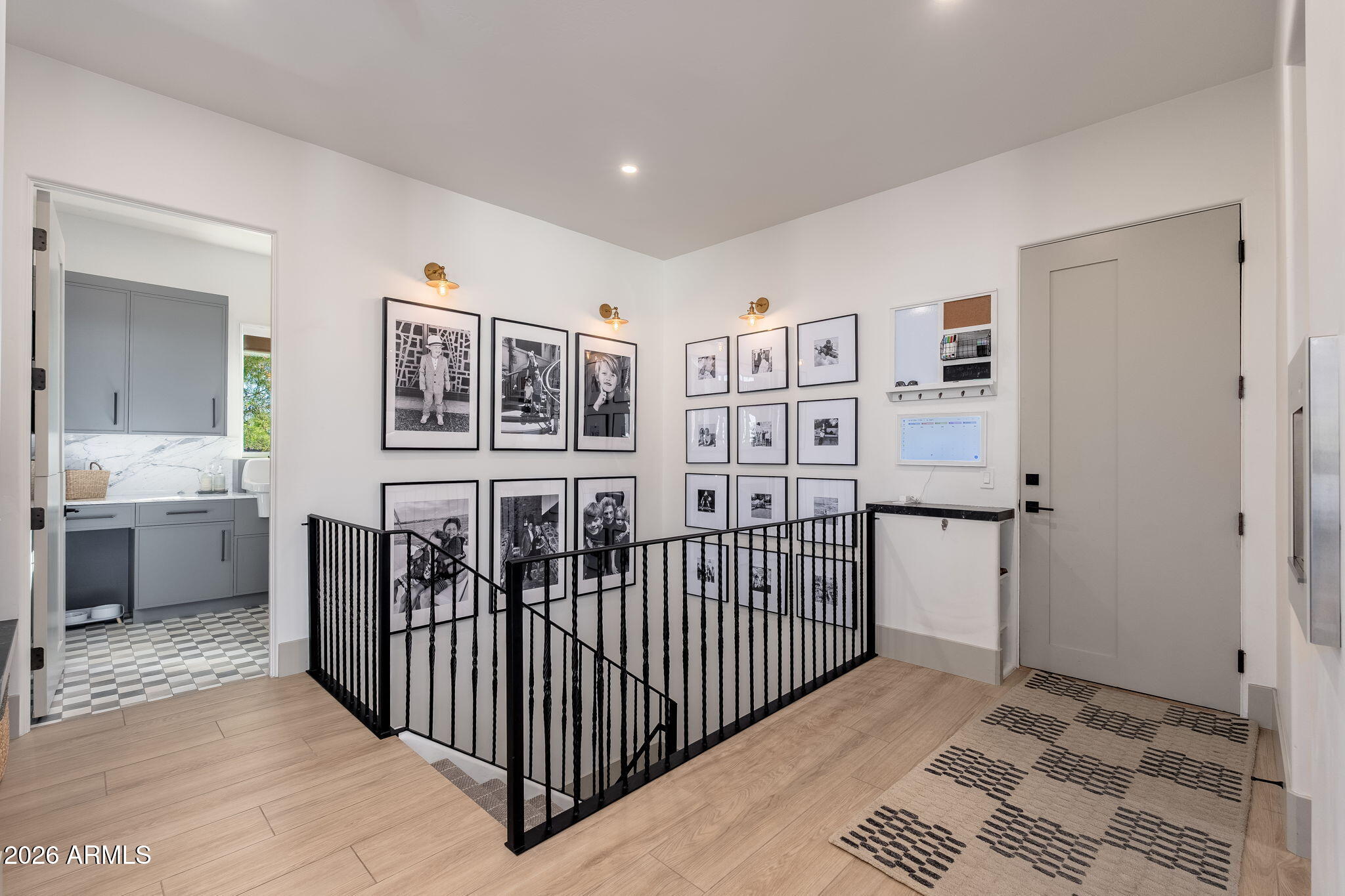 1225 E WARNER Road 15