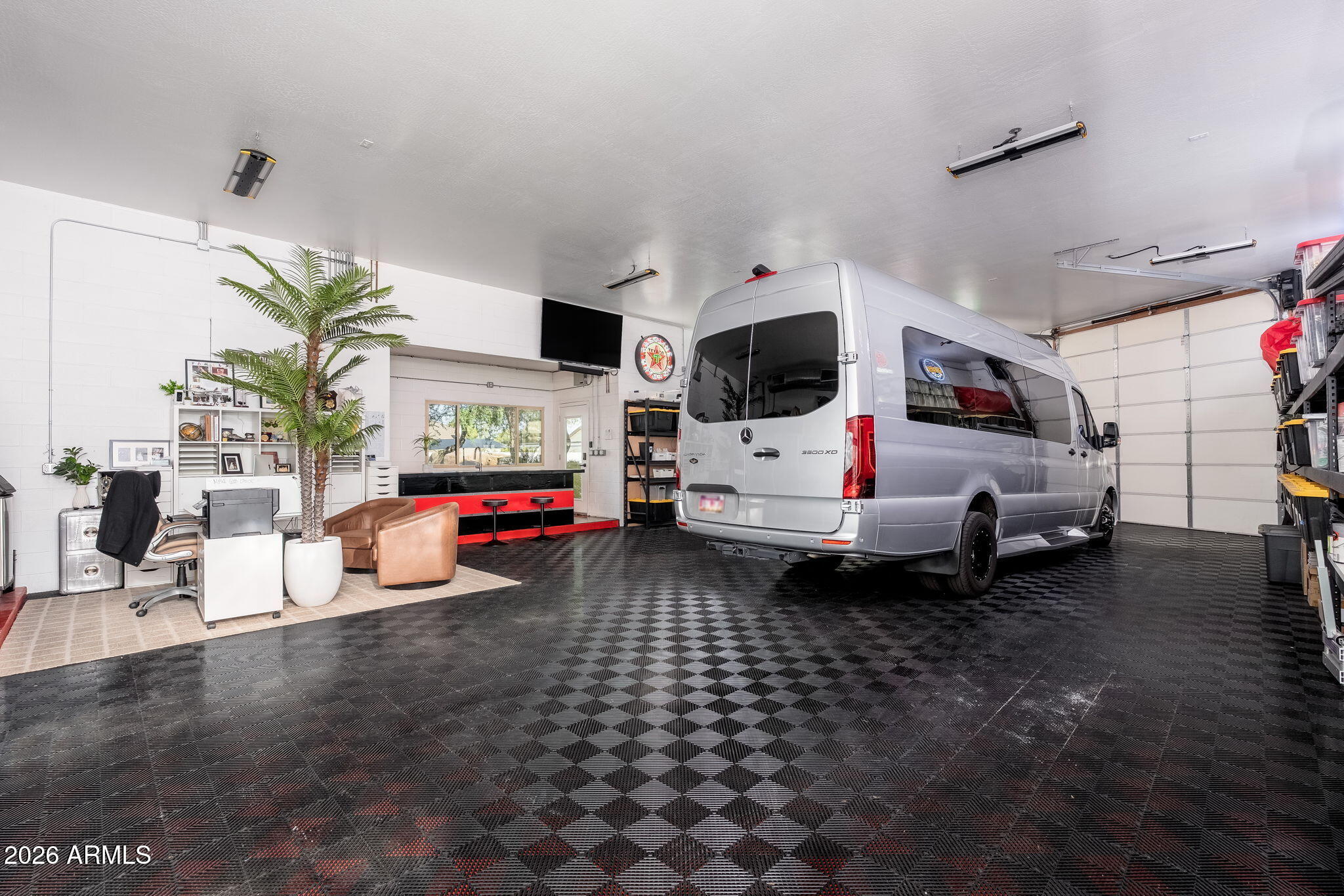 1225 E WARNER Road 15