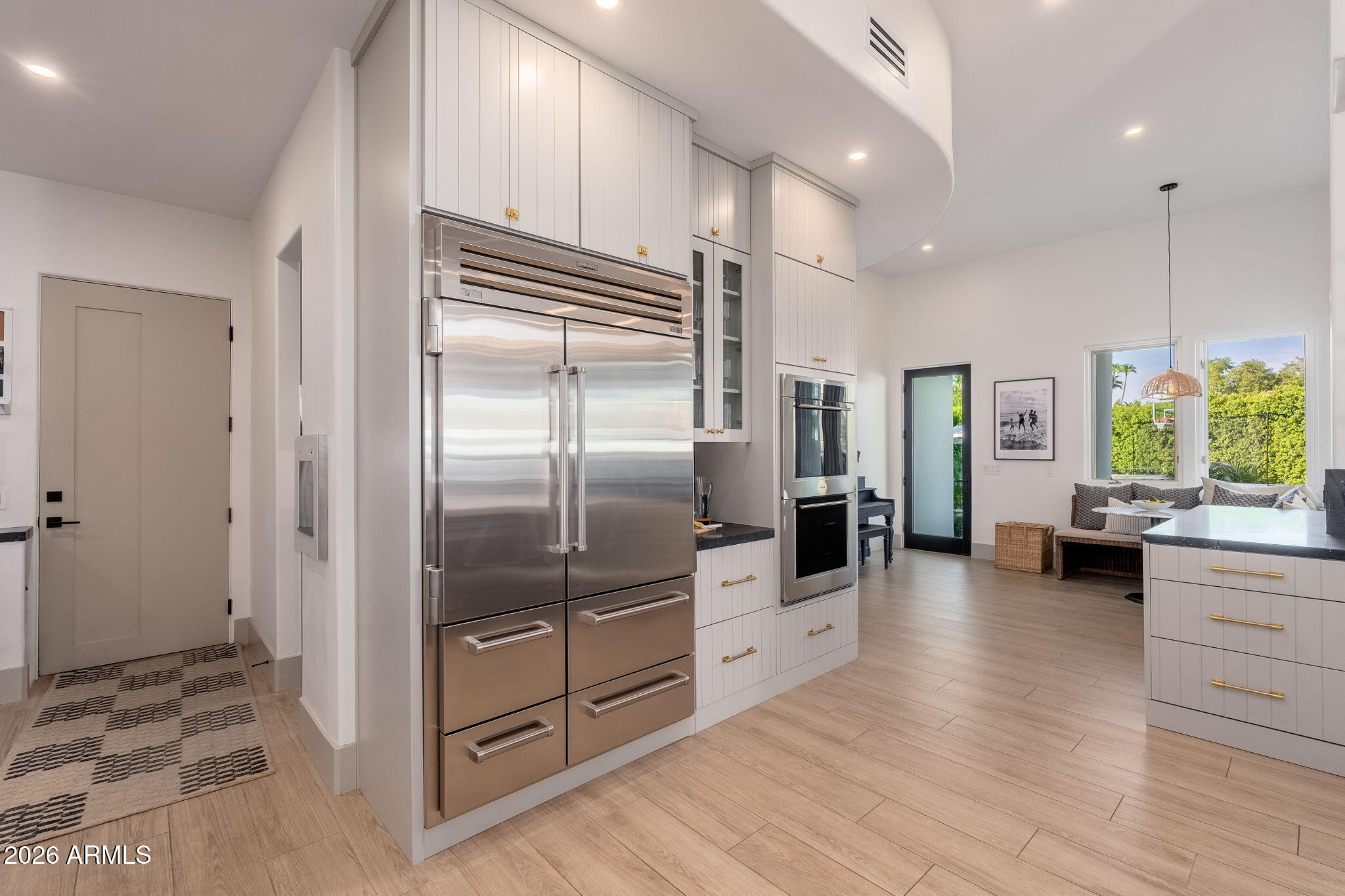 1225 E WARNER Road 15