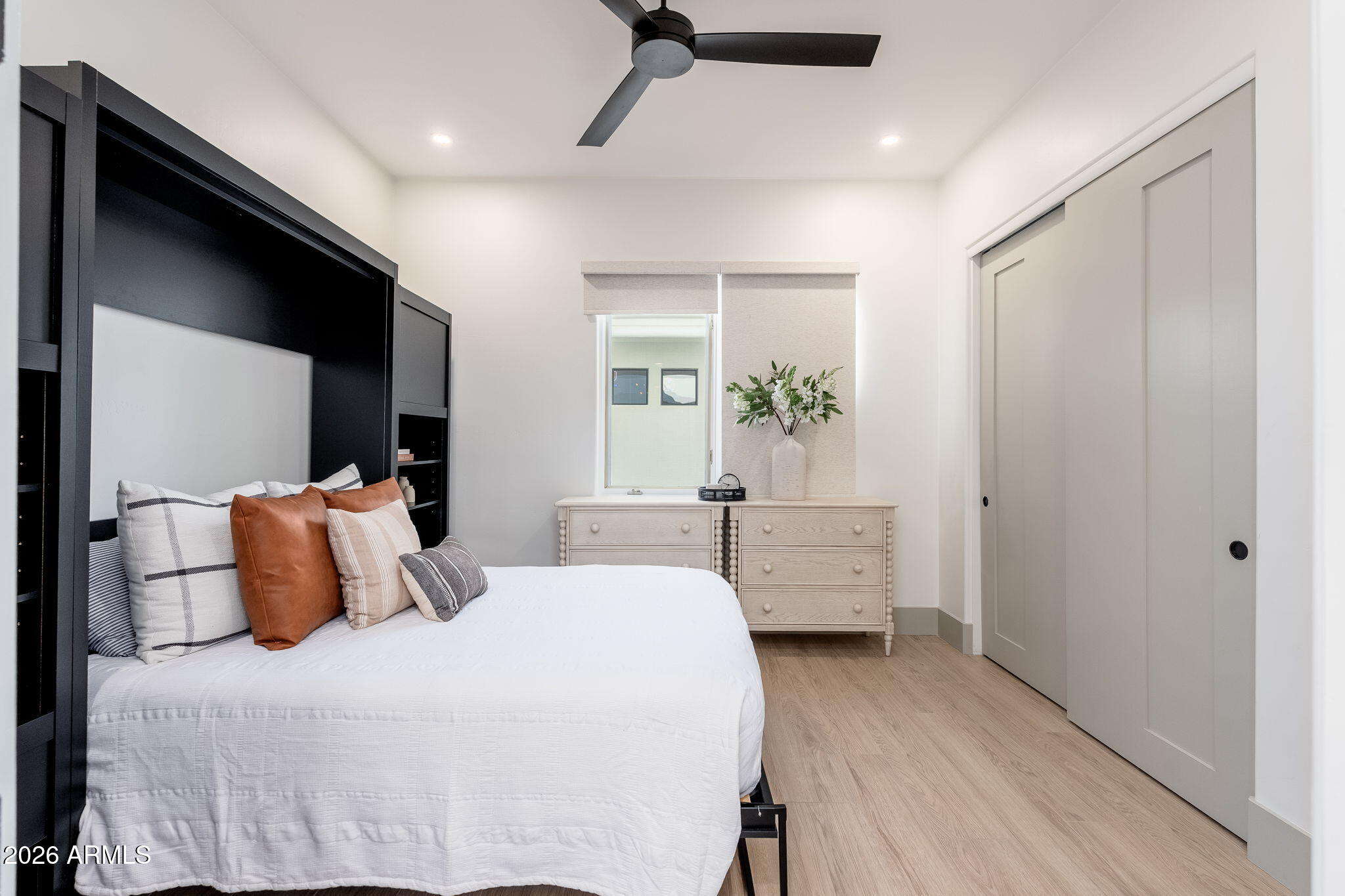 1225 E WARNER Road 15