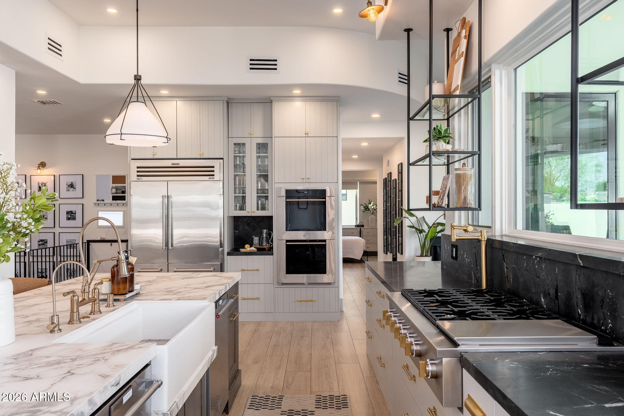 1225 E WARNER Road 15