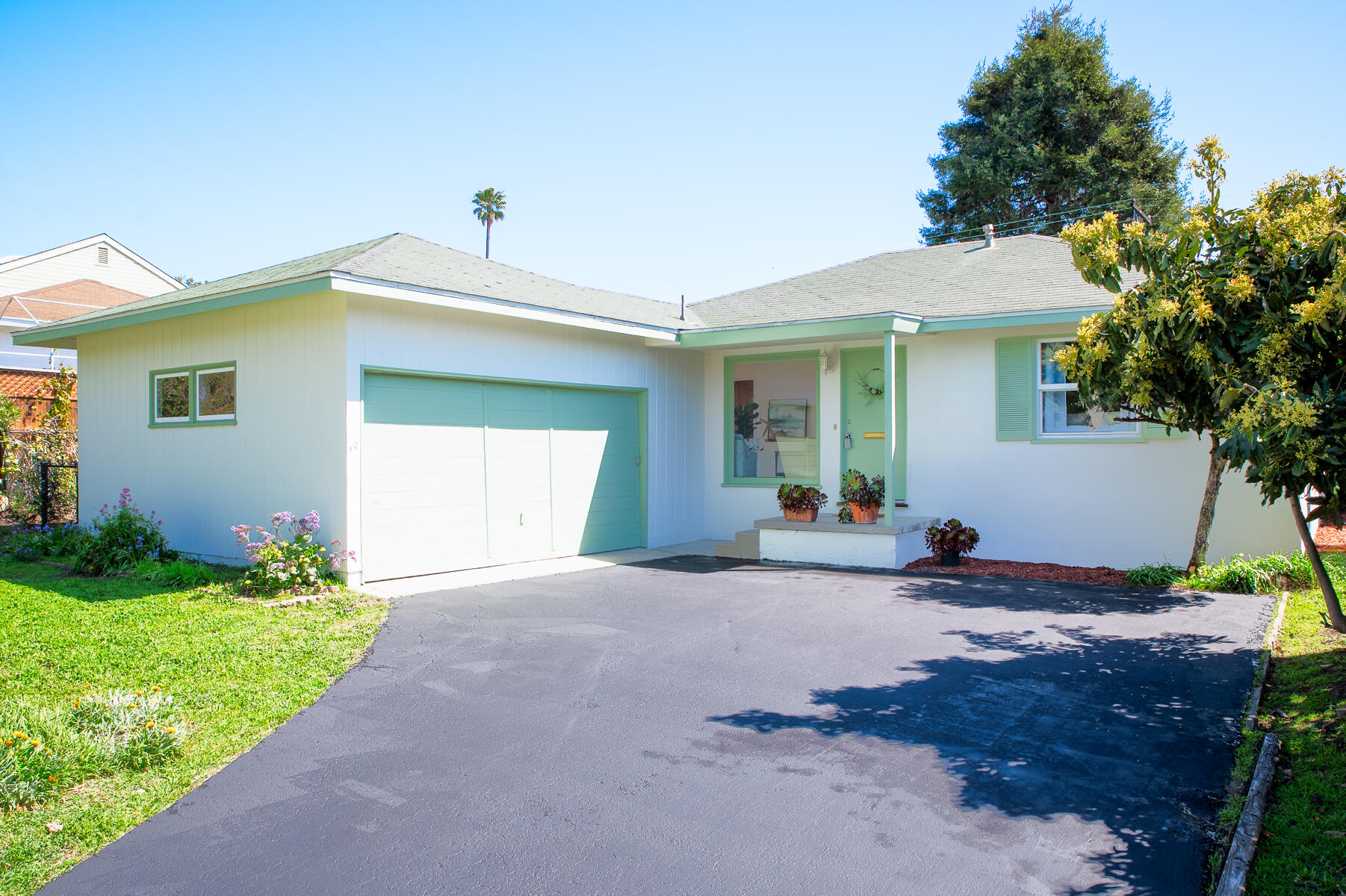 240 San Julian Avenue