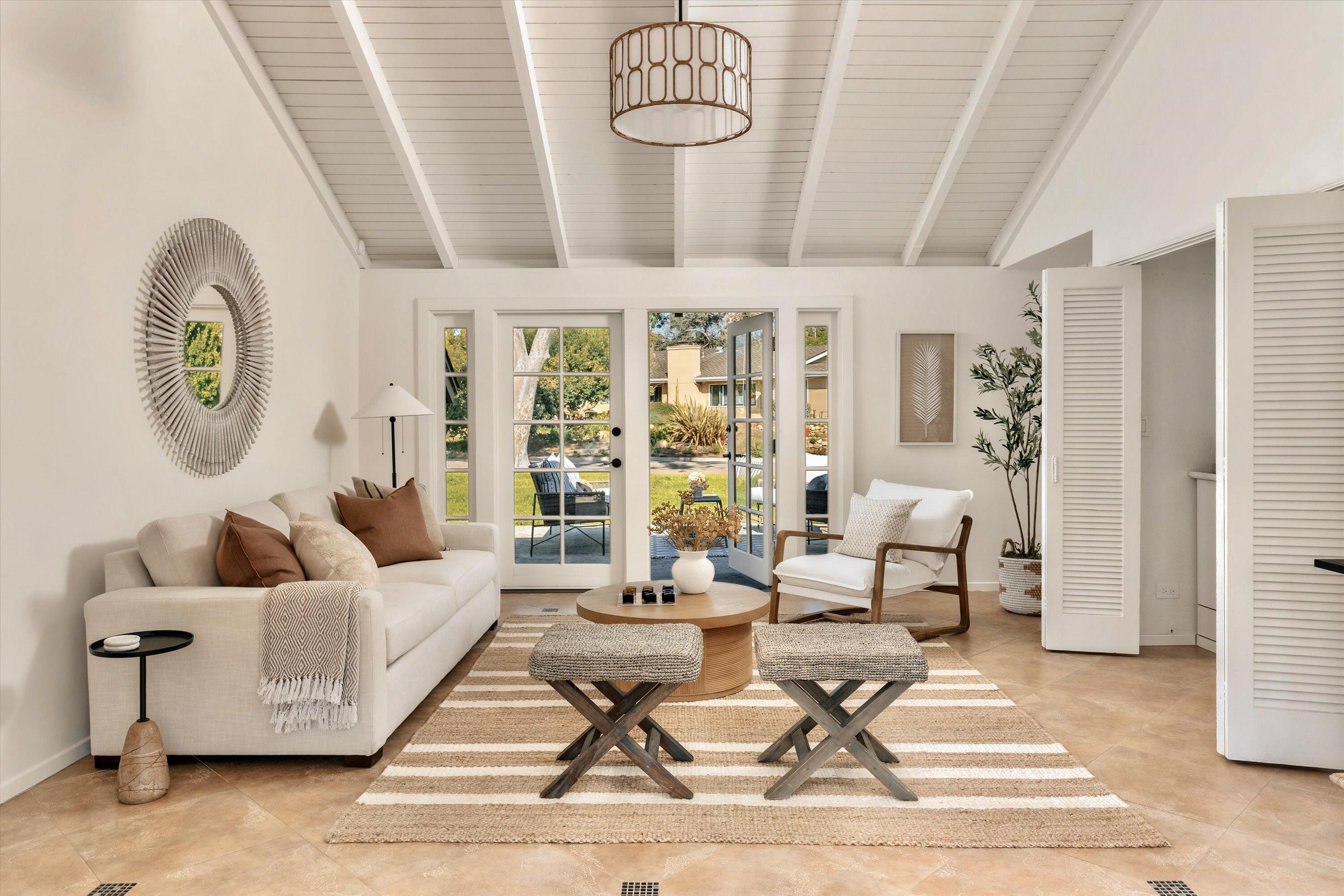 4504 Atascadero Drive