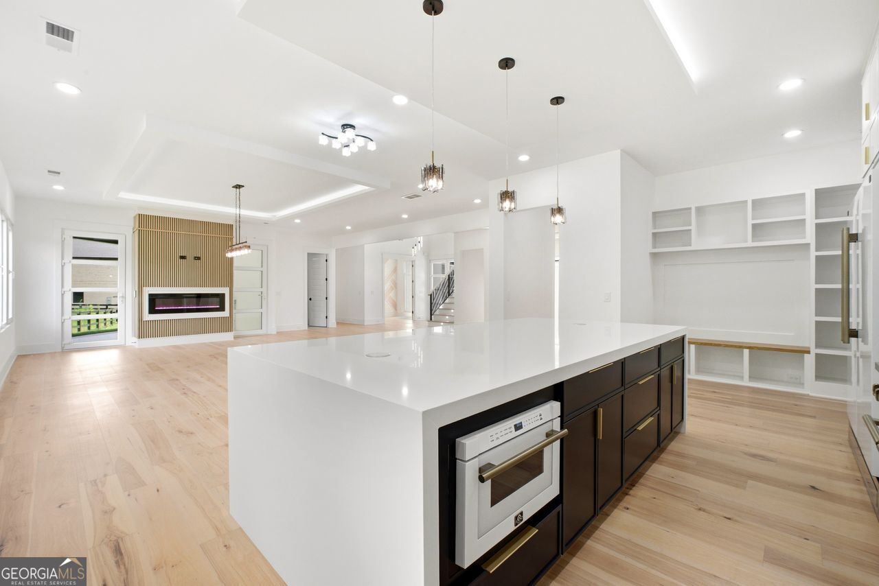 1939 Sunny Hill Road
