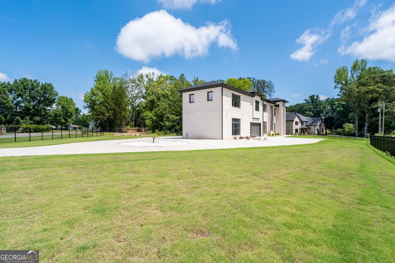 1939 Sunny Hill Road