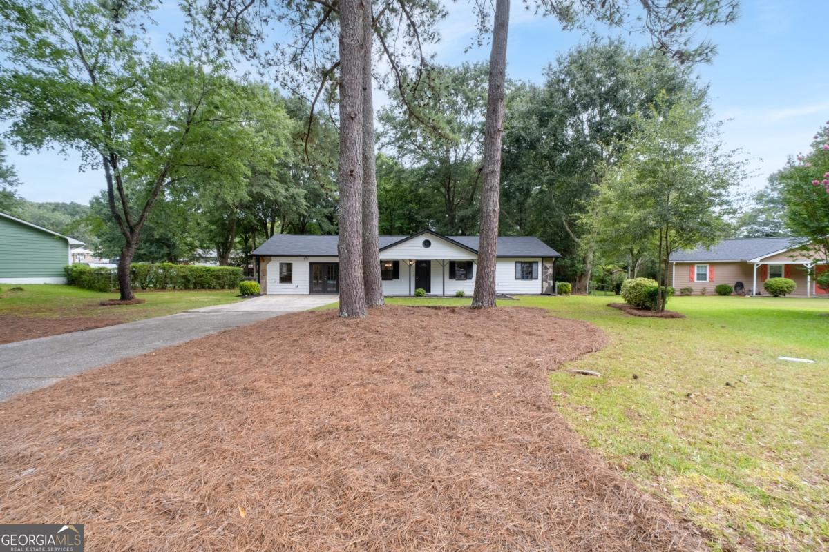1526 Haynes Court