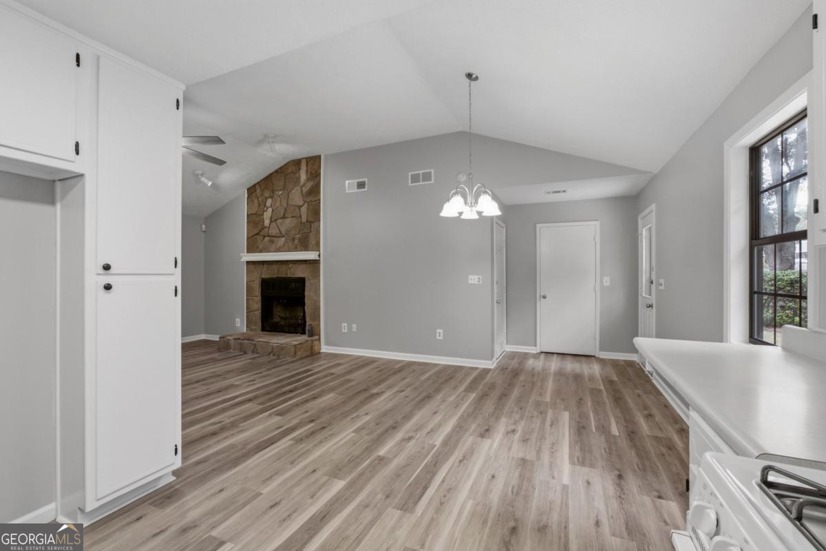 1526 Haynes Court