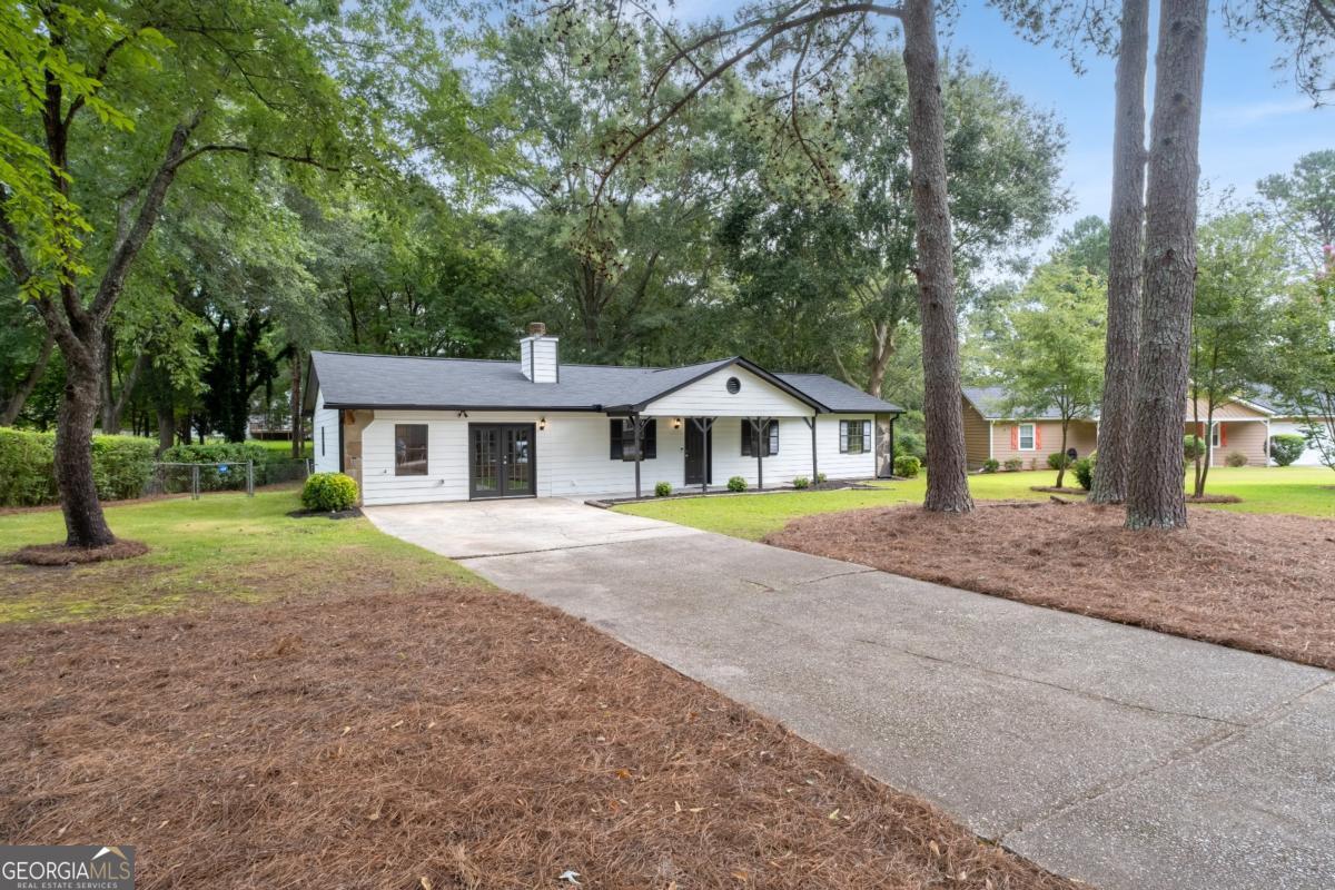 1526 Haynes Court