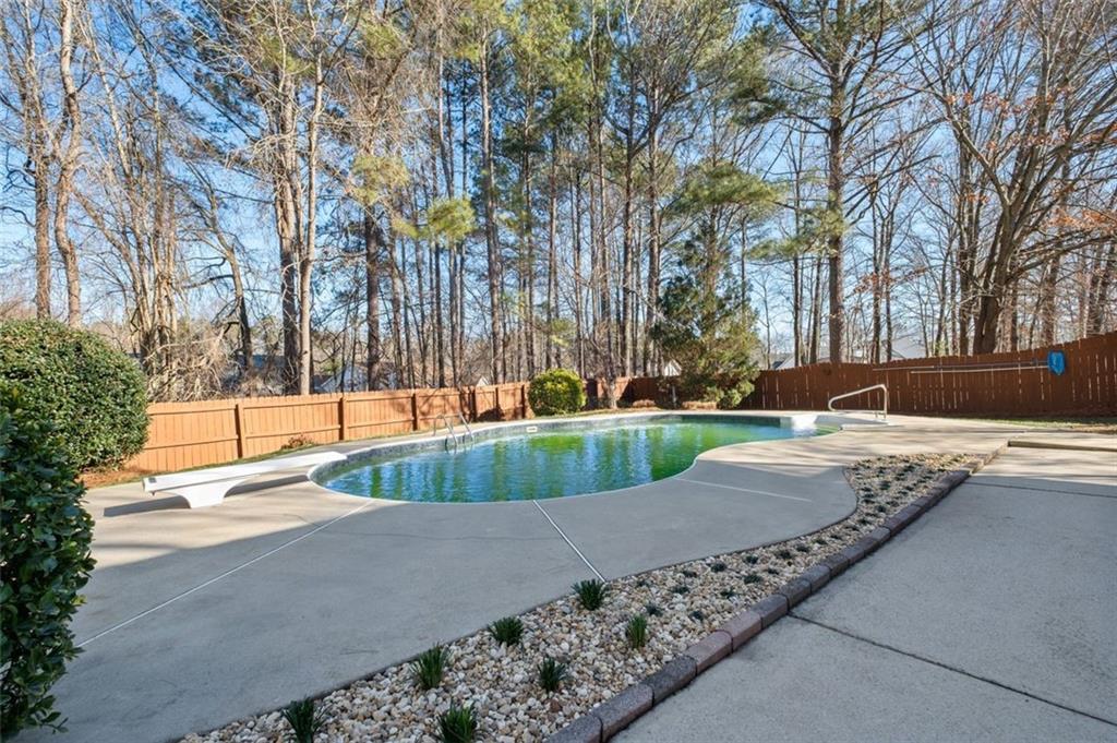 1820 HEATHERTON Road