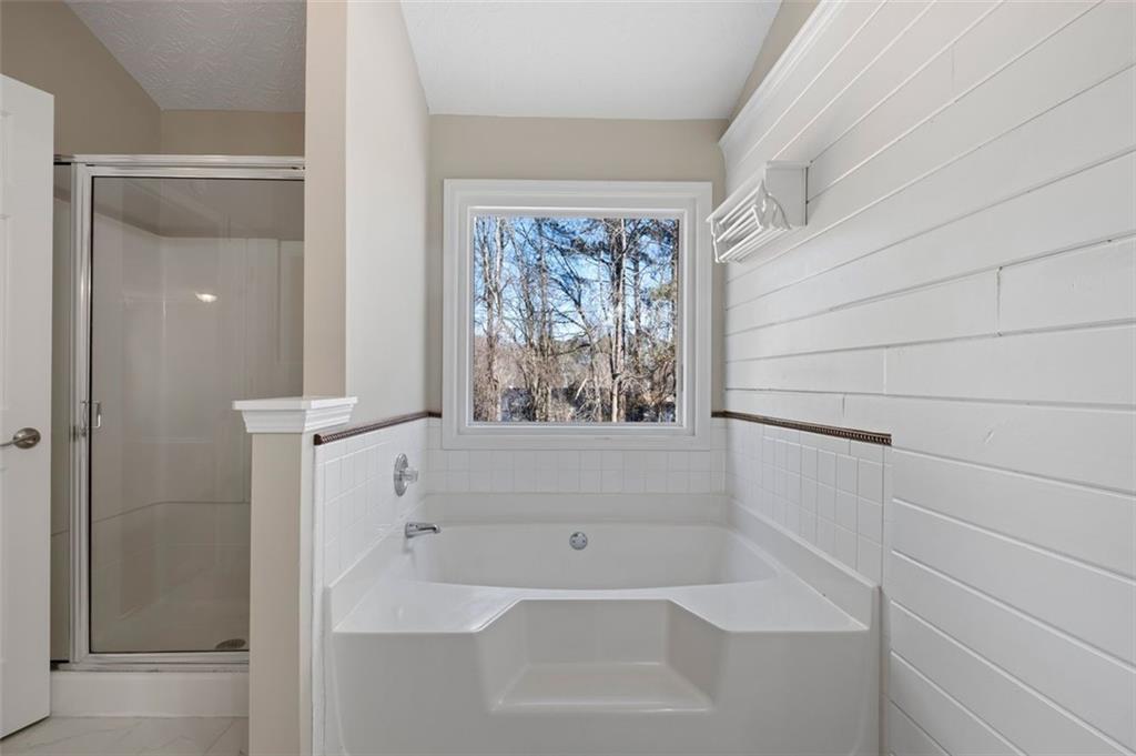 1820 HEATHERTON Road