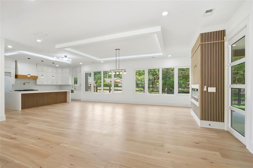 1939 Sunny Hill Road