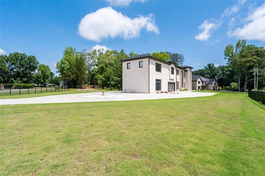 1939 Sunny Hill Road