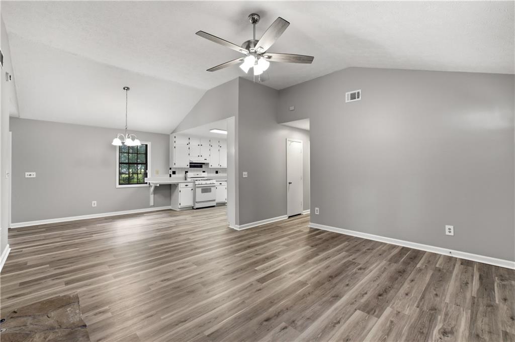 1526 Haynes Court