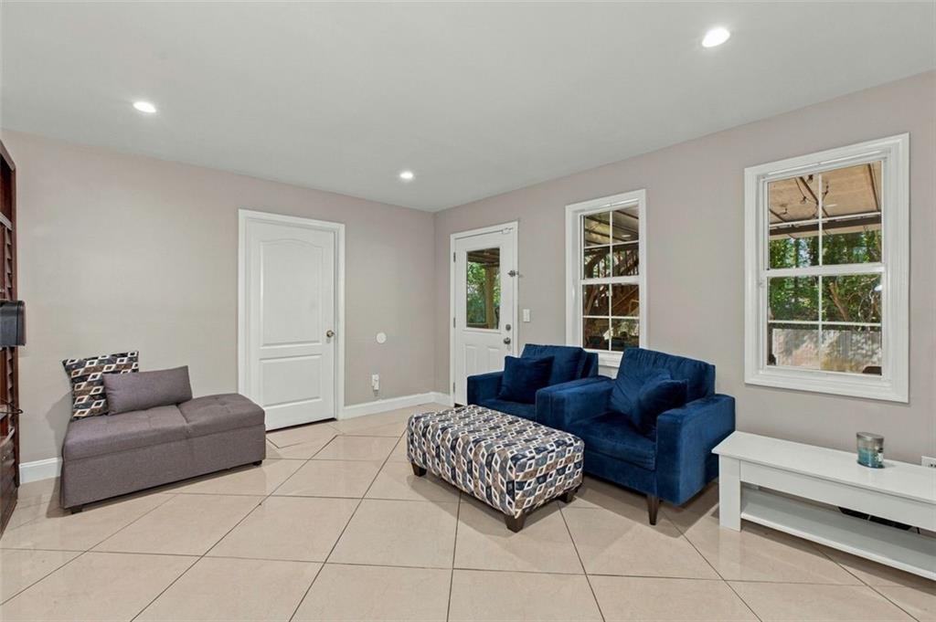 61 Oxford Brook Way