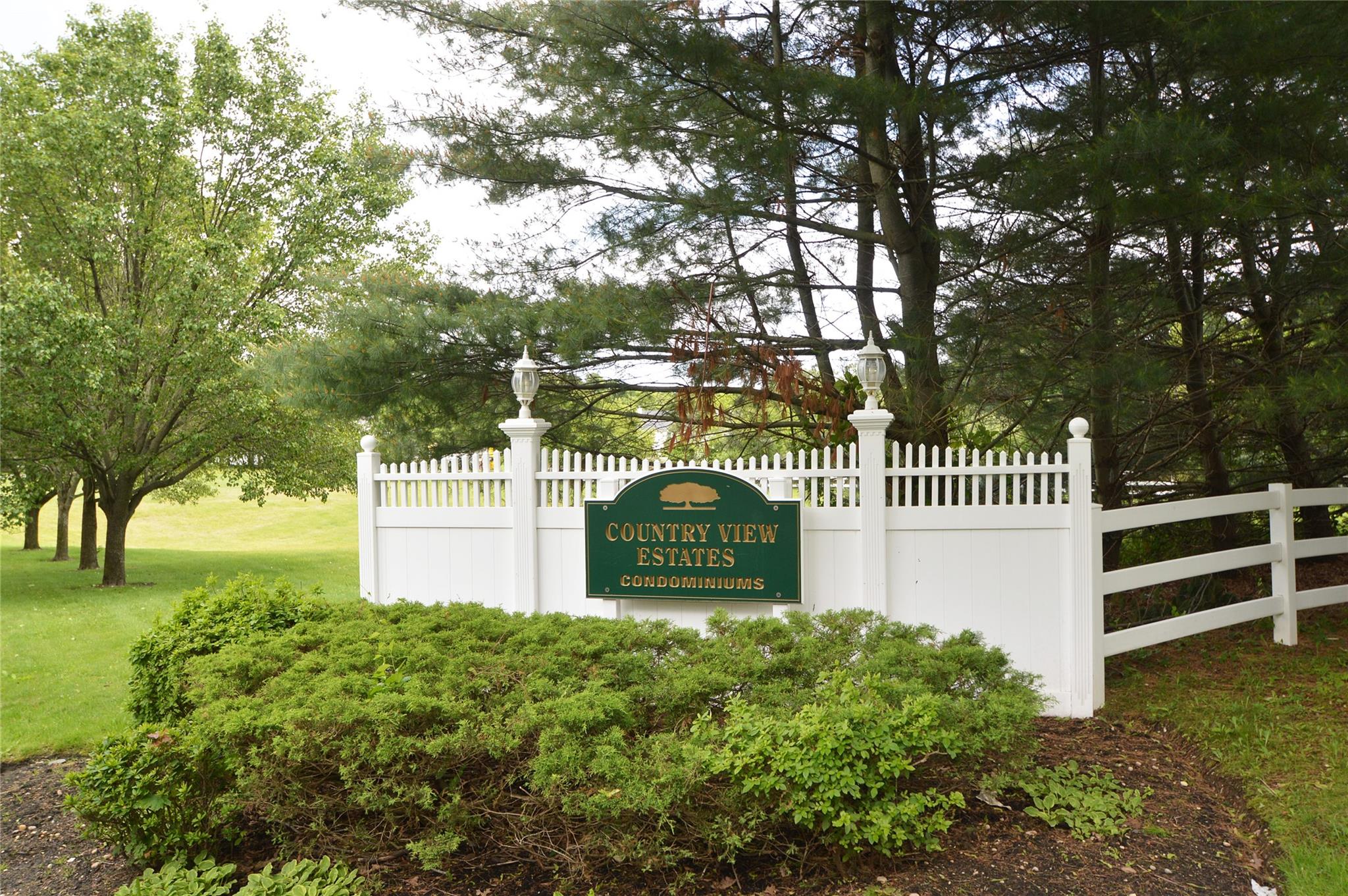 31 Country View Lane Unit: 31