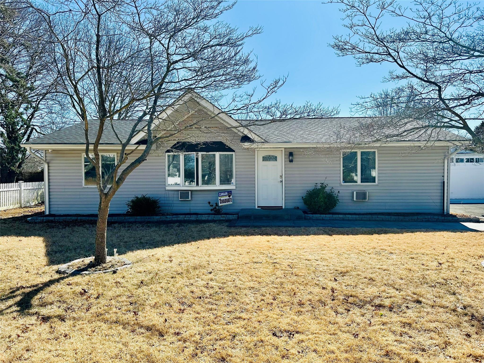 44 Morris Avenue