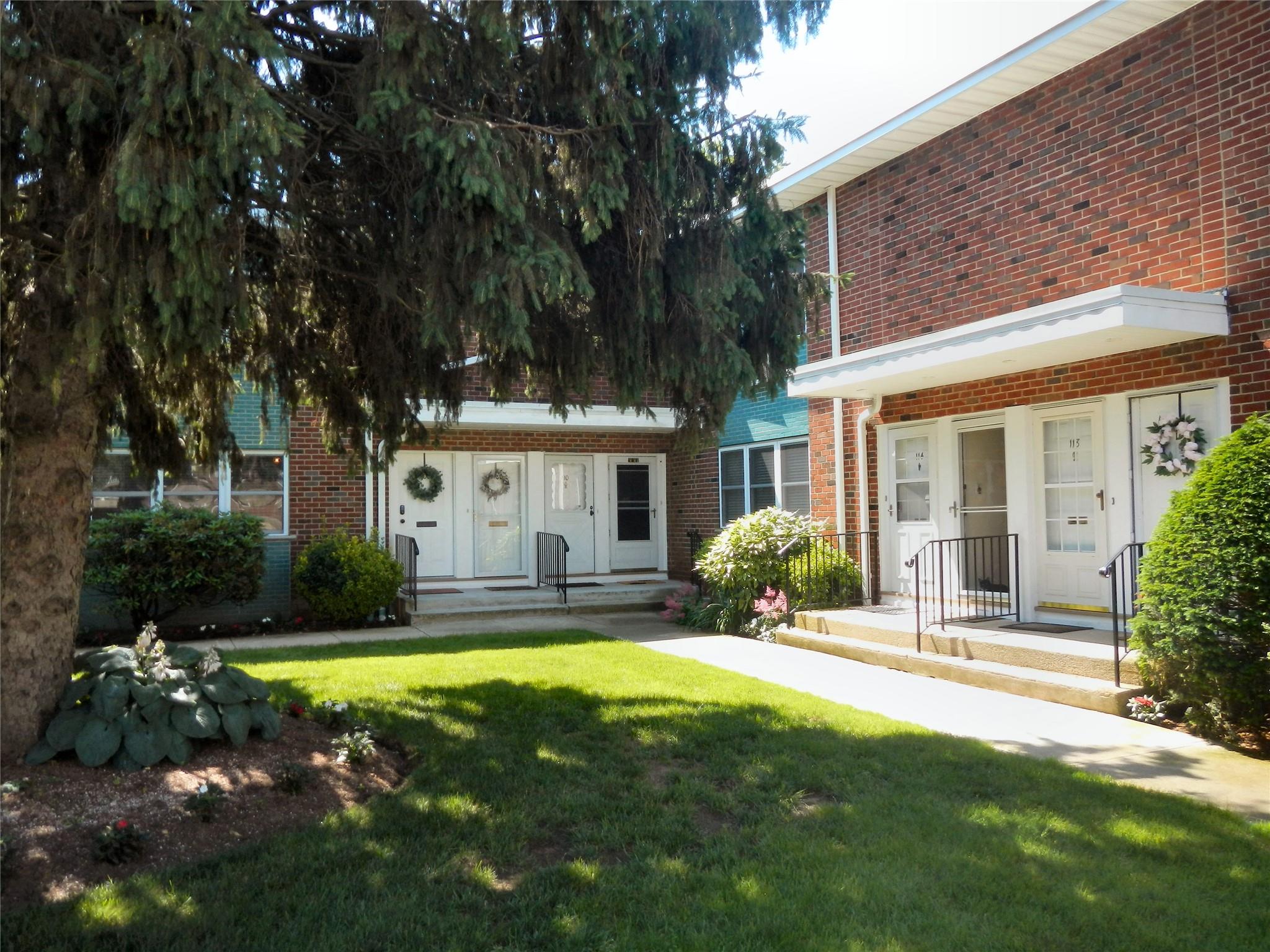 106 Farber Drive Unit: 106