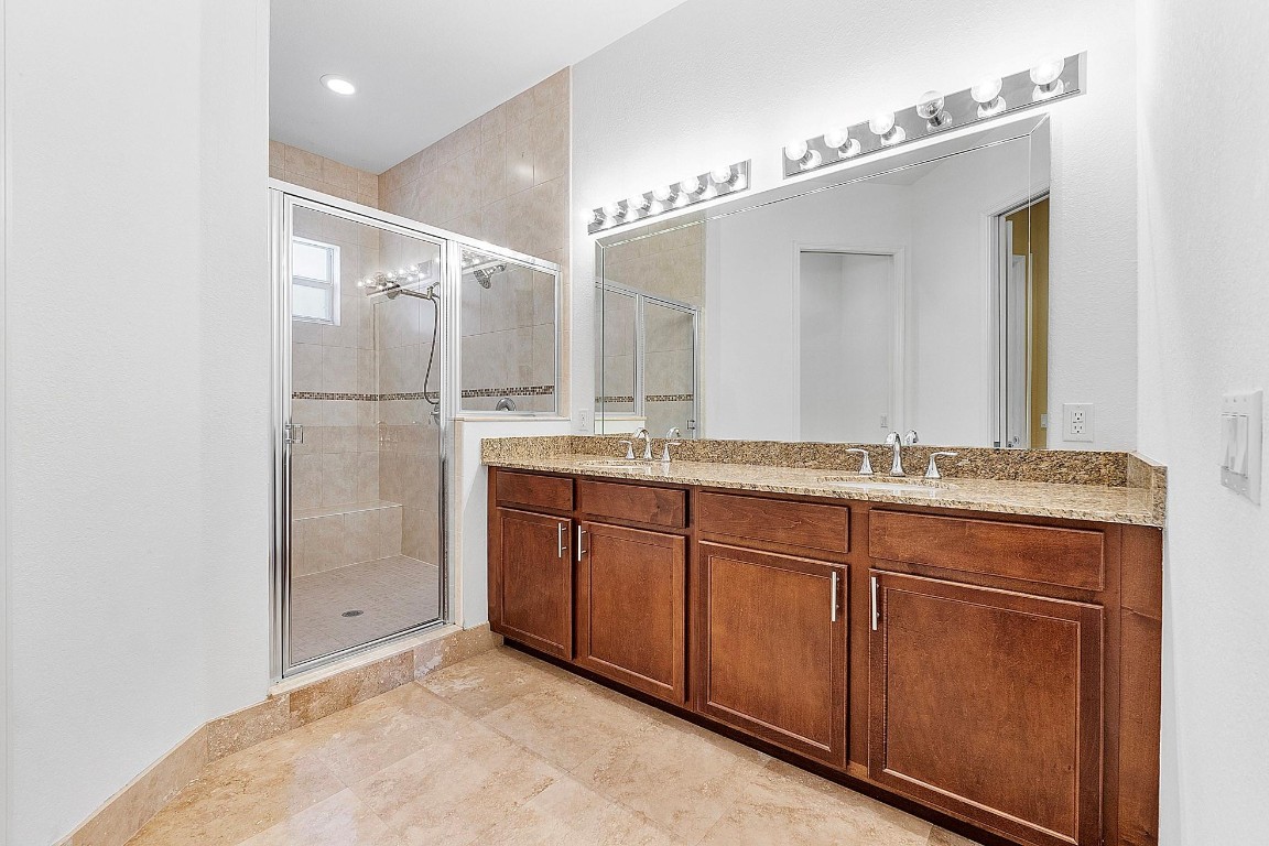 8186 NW 127th Ln 31-E