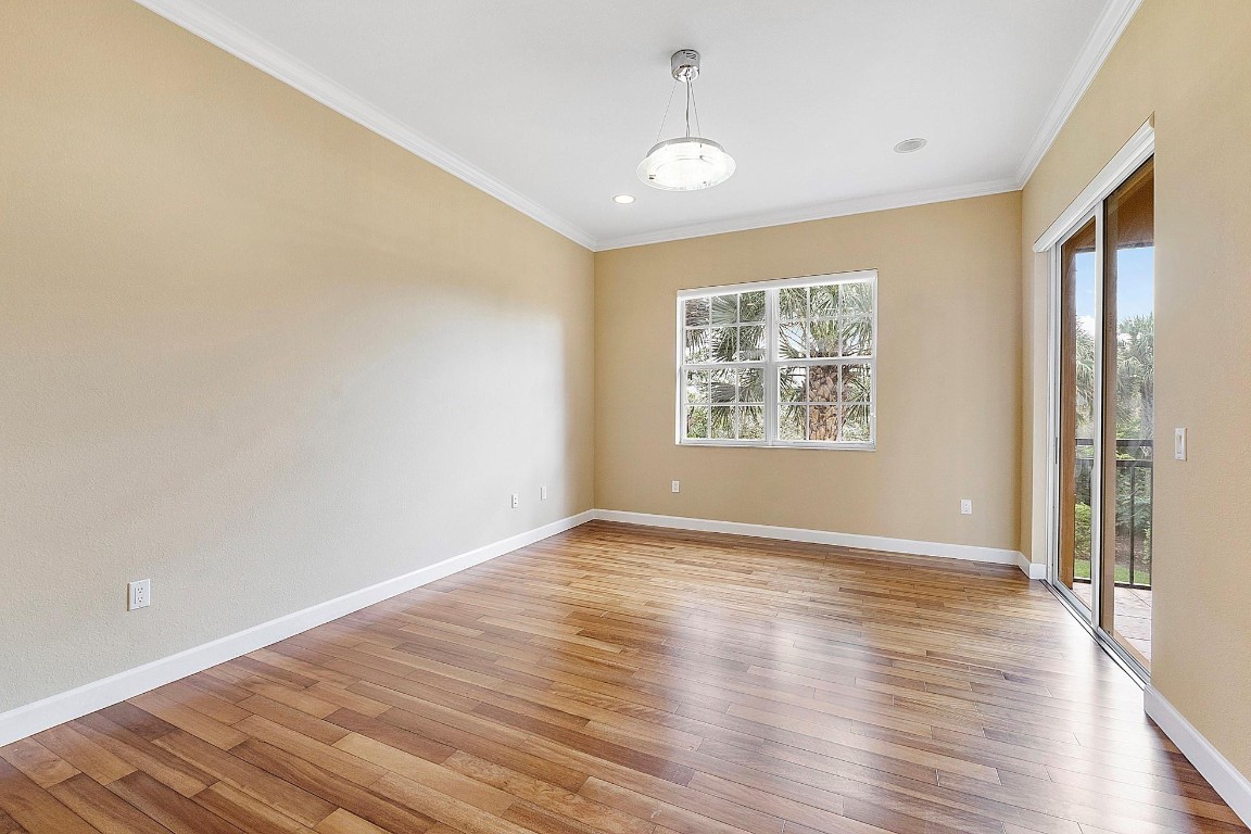 8186 NW 127th Ln 31-E