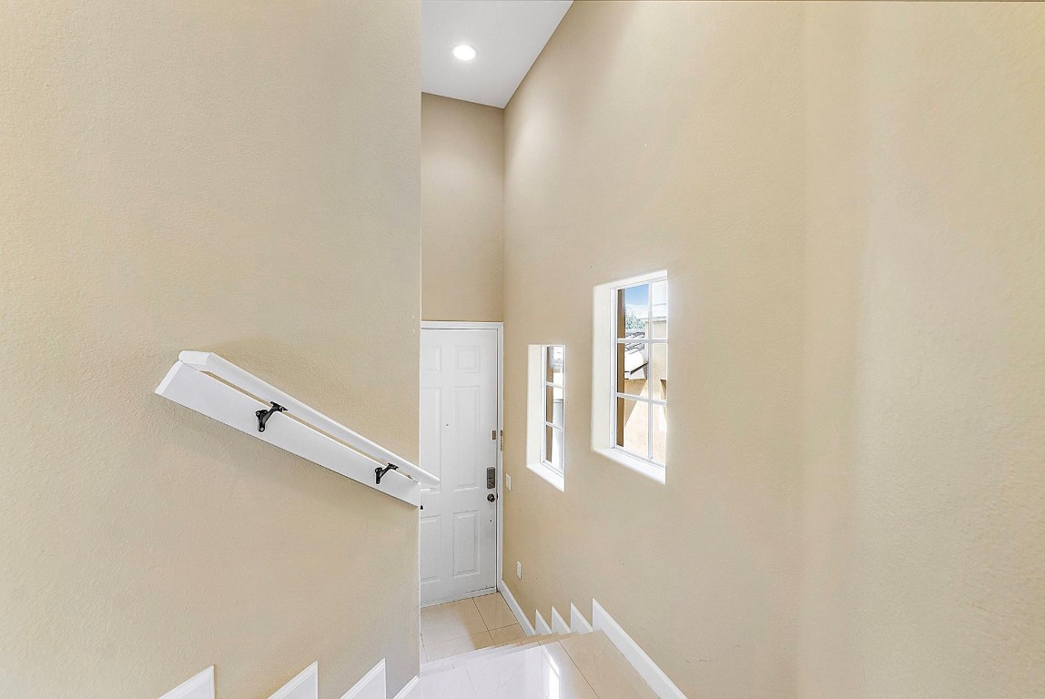 8186 NW 127th Ln 31-E