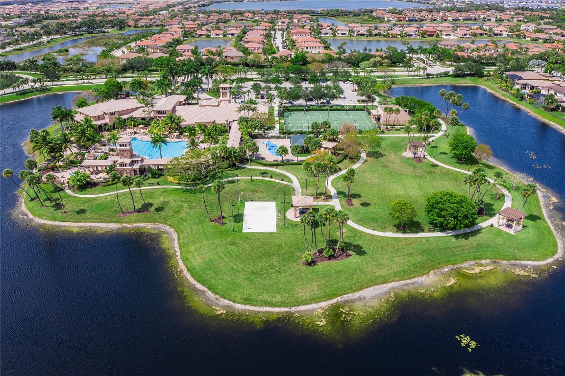 8186 NW 127th Ln 31-E