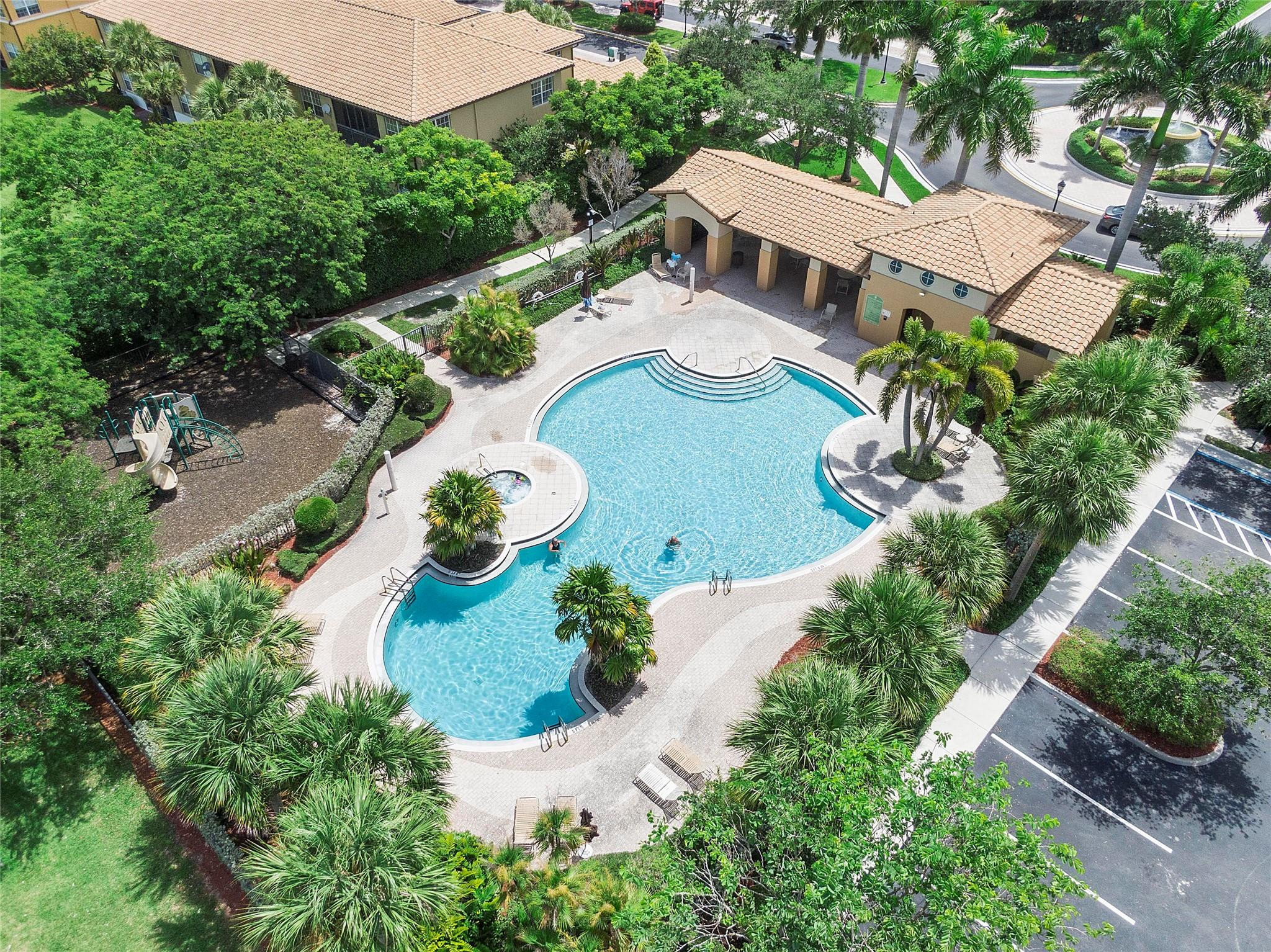 8186 NW 127th Ln 31-E