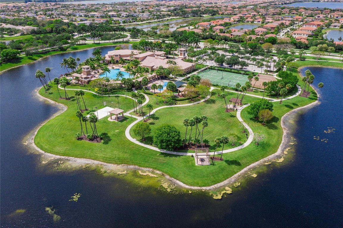 8186 NW 127th Ln 31-E