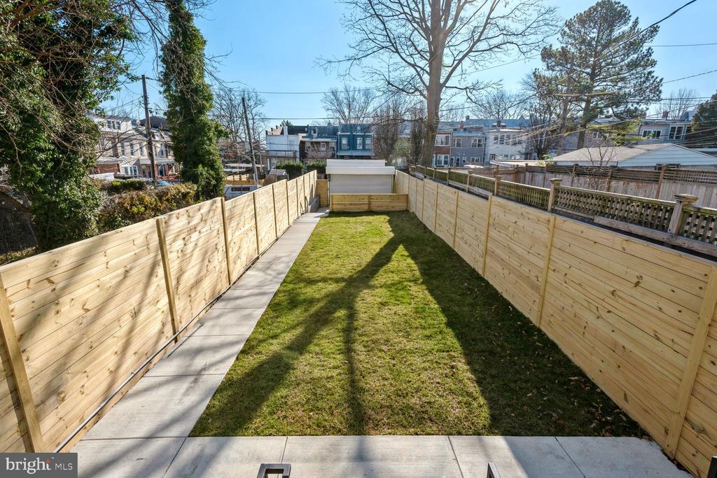 1408 BUCHANAN STREET NW