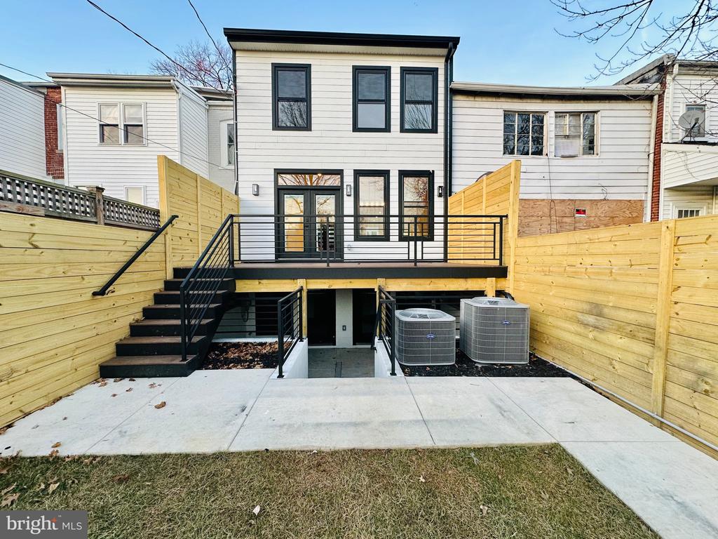 1408 BUCHANAN STREET NW