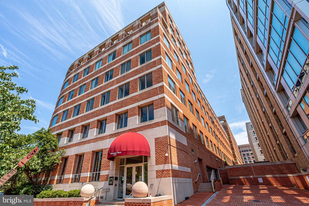 1275 25TH STREET NW 803