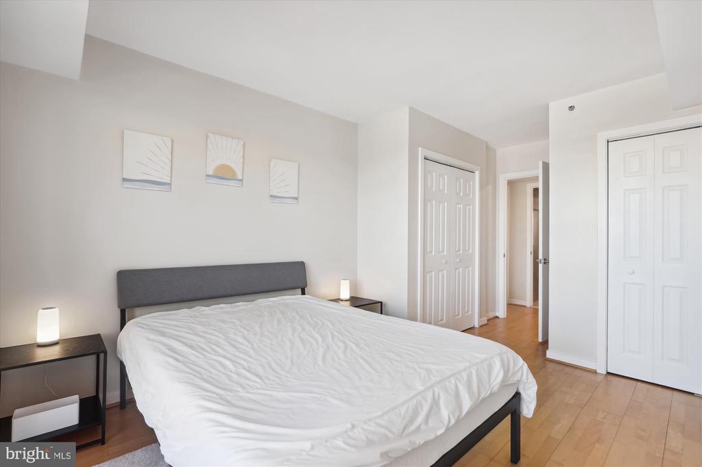 1275 25TH STREET NW 803