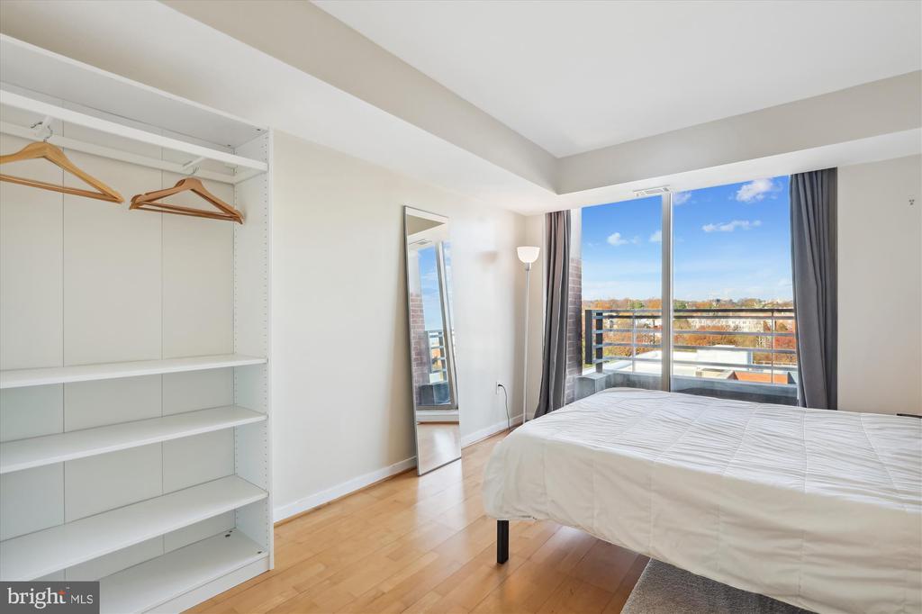 1275 25TH STREET NW 803