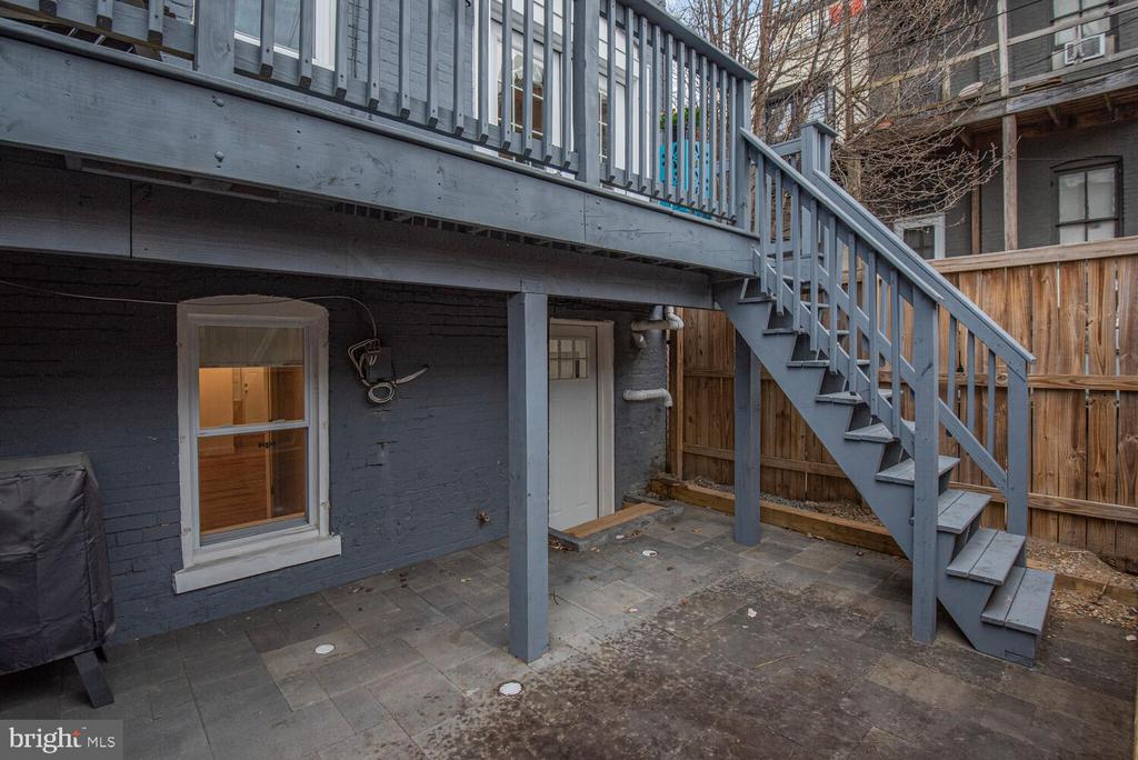 110 SEATON PLACE NW