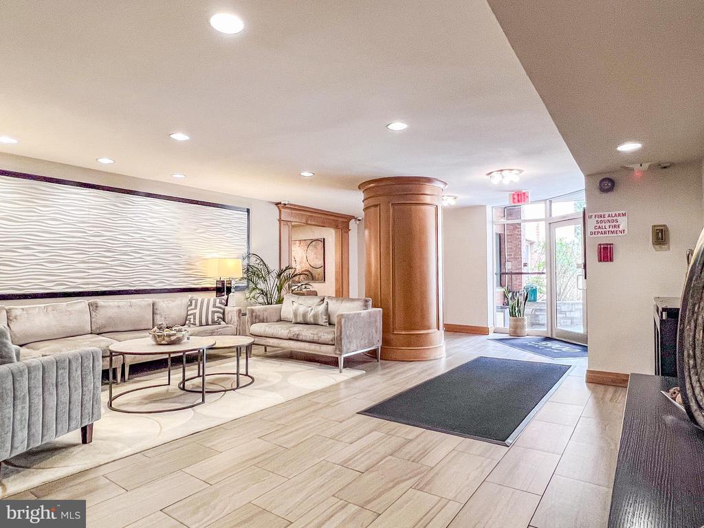 3900 TUNLAW ROAD NW 407