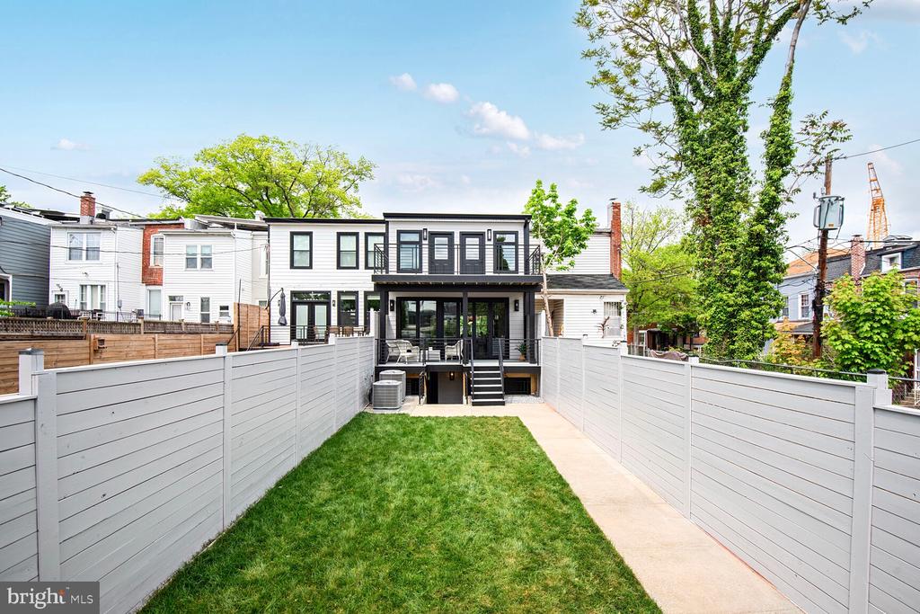 1406 BUCHANAN STREET NW