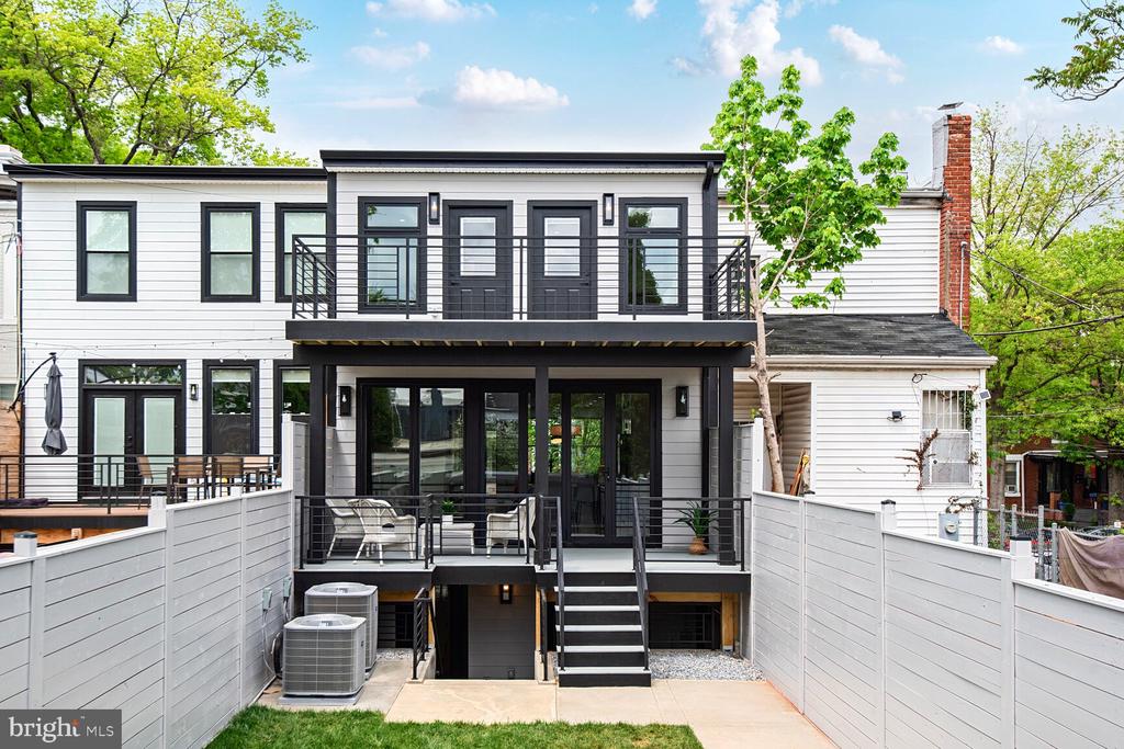 1406 BUCHANAN STREET NW