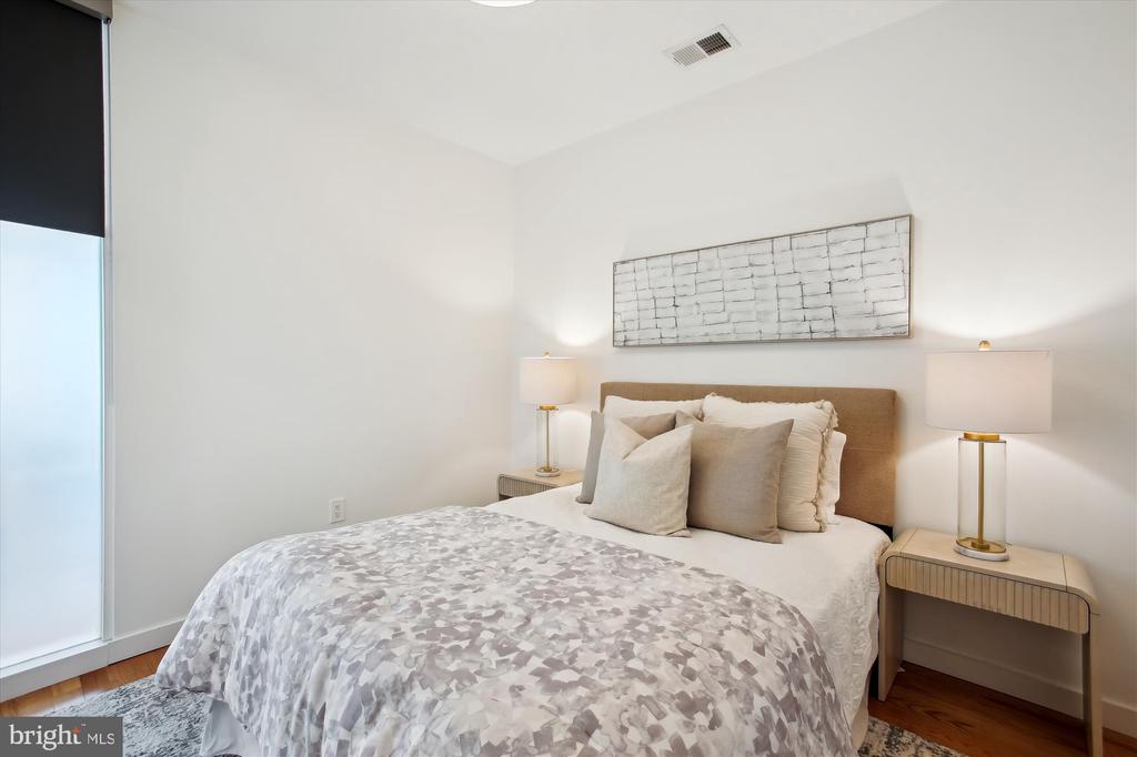 435 R STREET NW 306
