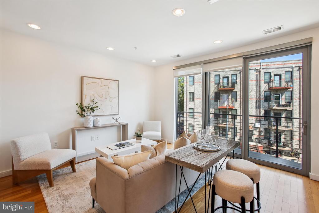 435 R STREET NW 306