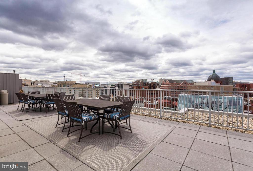 1711 MASSACHUSETTS AVENUE NW 421
