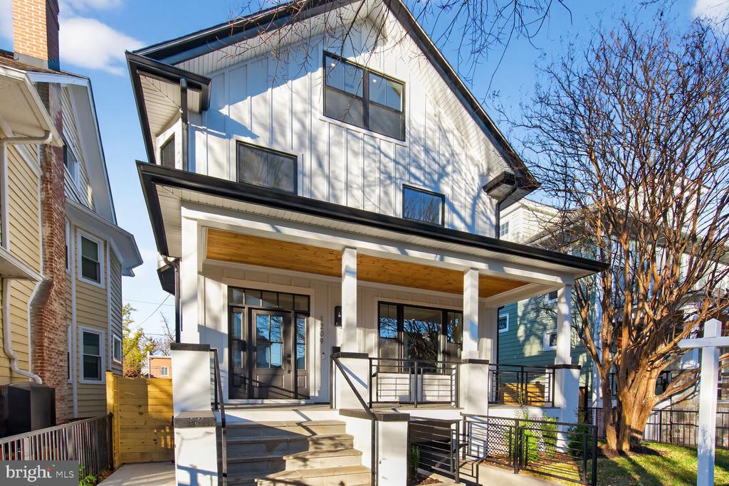 1209 DECATUR STREET NW